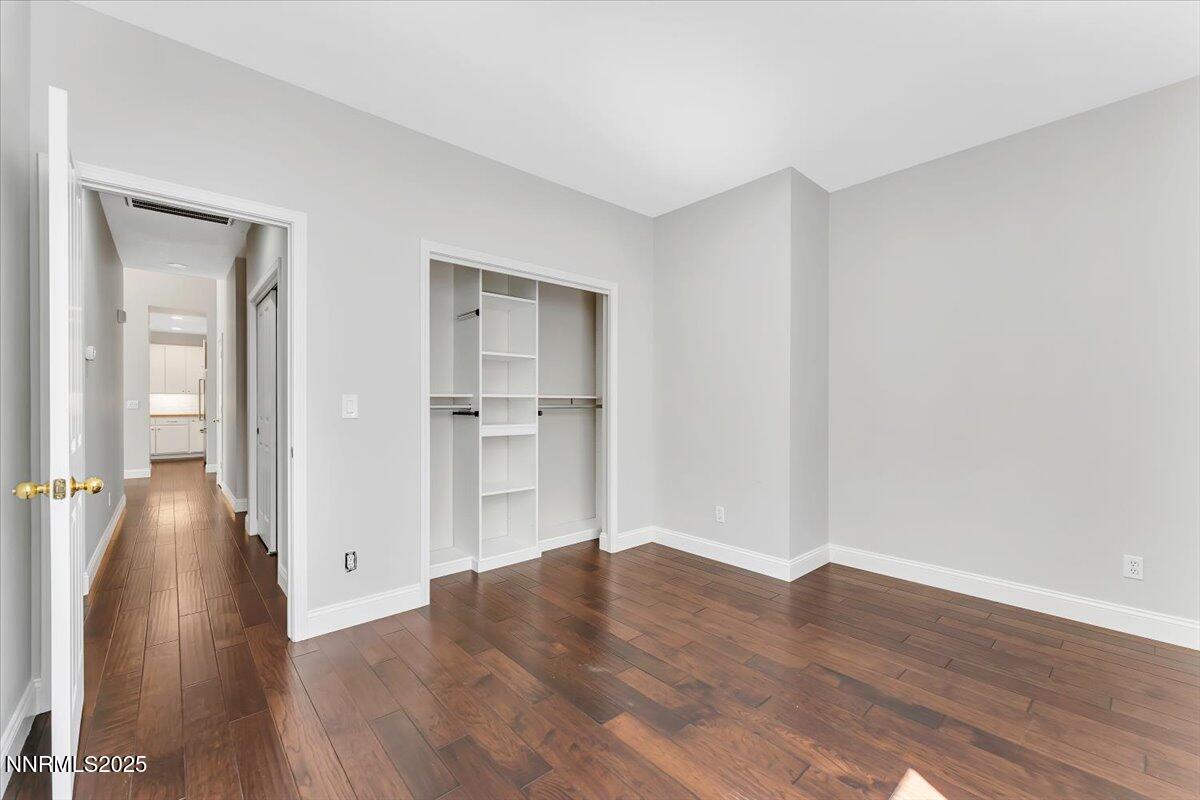 23-4559 Village Green Pkwy Reno NV 89519