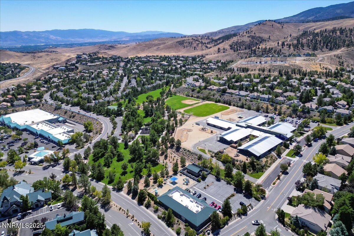 33-4559 Village Green Pkwy Reno NV 89519