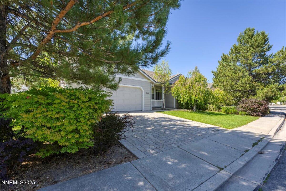 03-4559 Village Green Pkwy Reno NV 89519