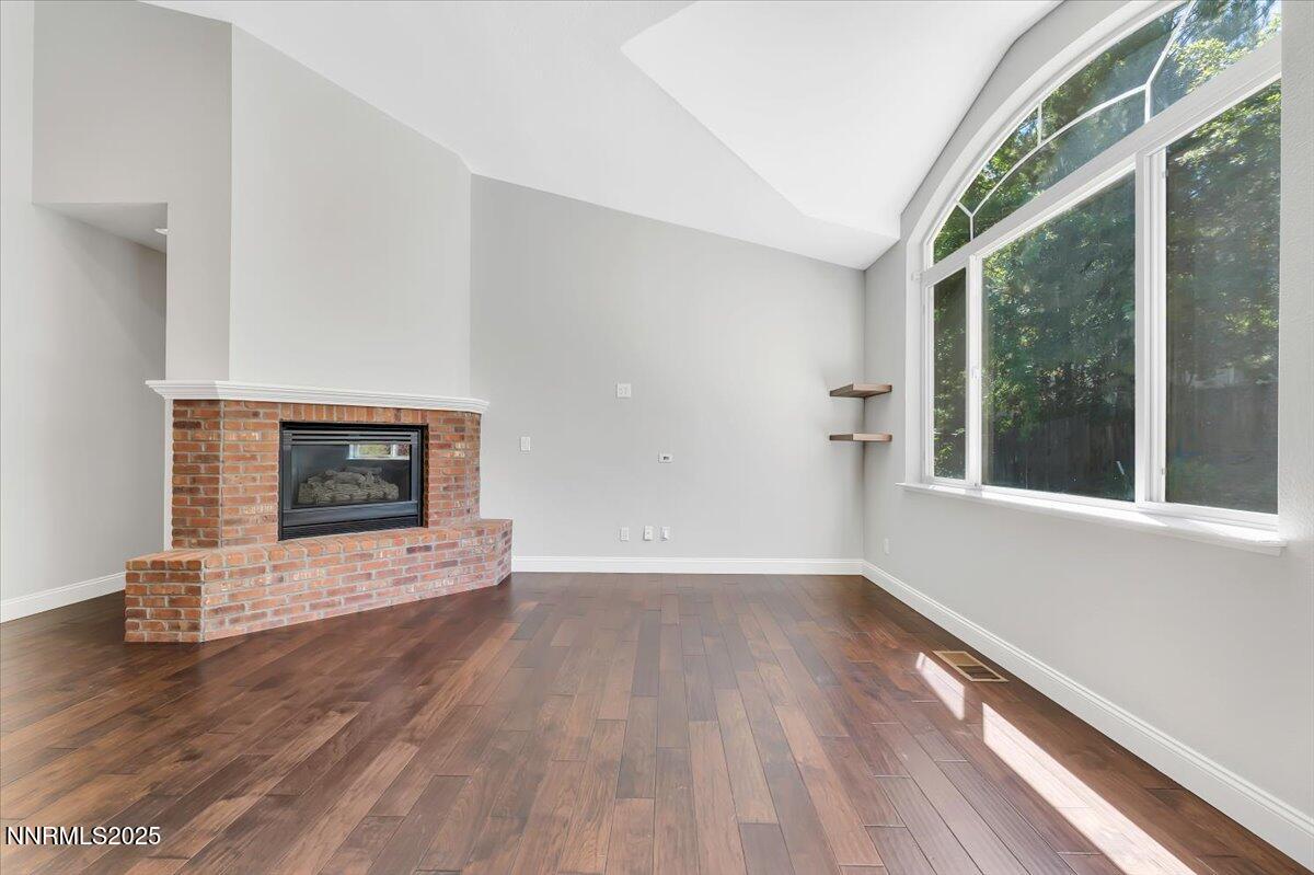 12-4559 Village Green Pkwy Reno NV 89519