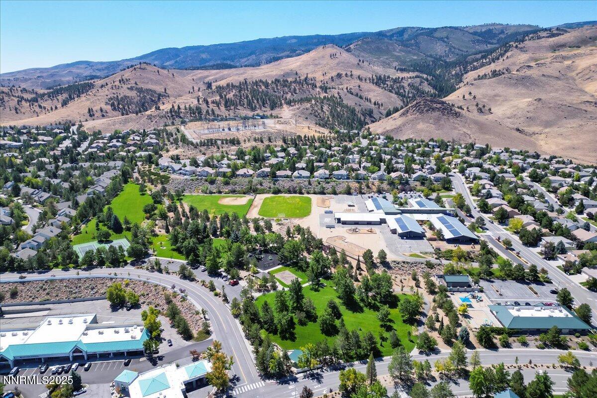 32-4559 Village Green Pkwy Reno NV 89519