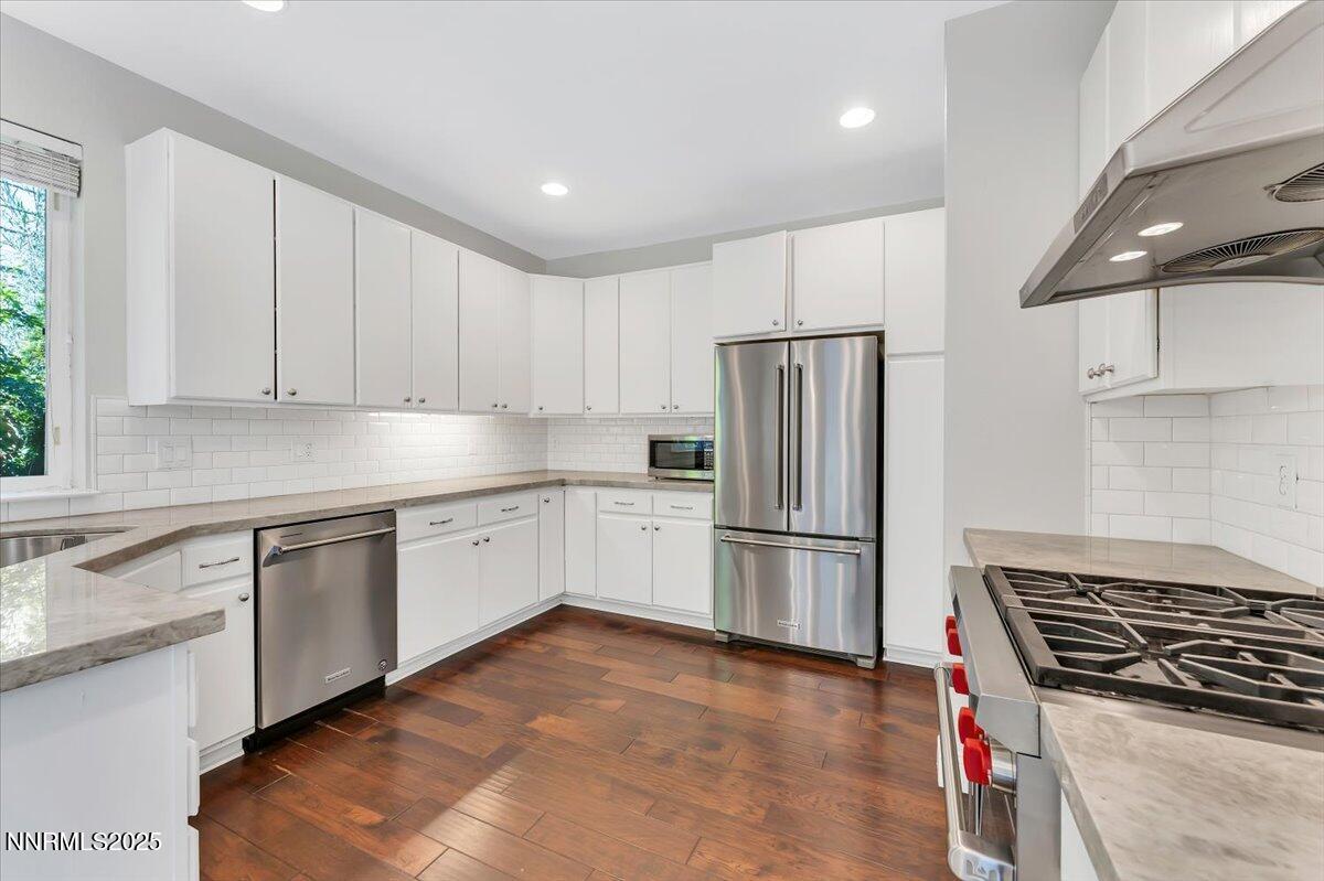 16-4559 Village Green Pkwy Reno NV 89519