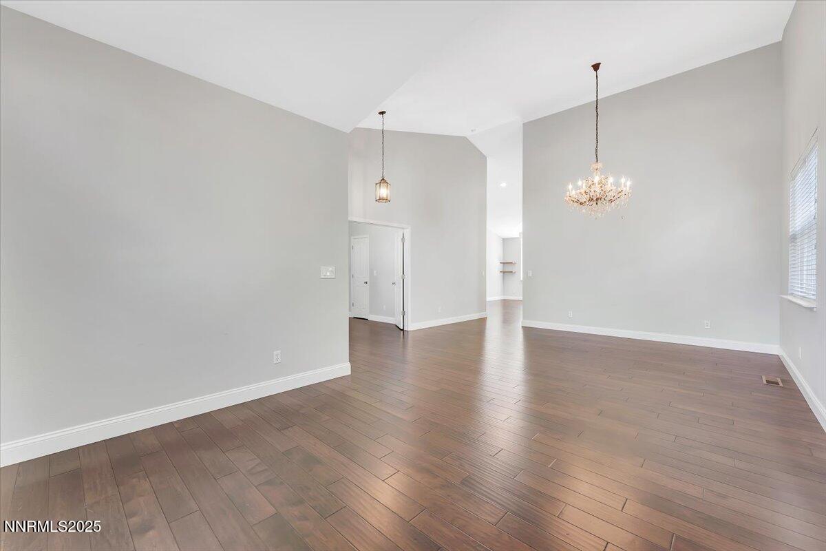 06-4559 Village Green Pkwy Reno NV 89519