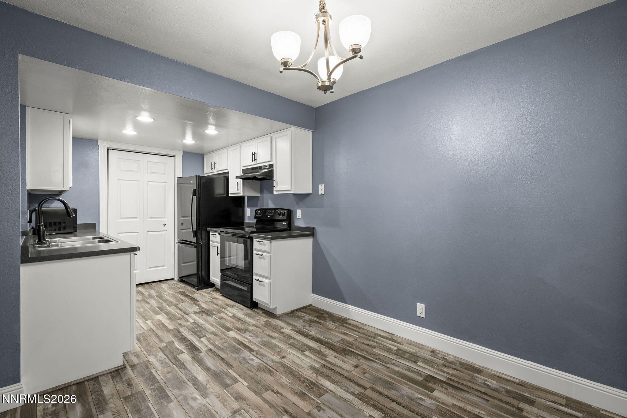 7680 Bluestone Drive APT 401