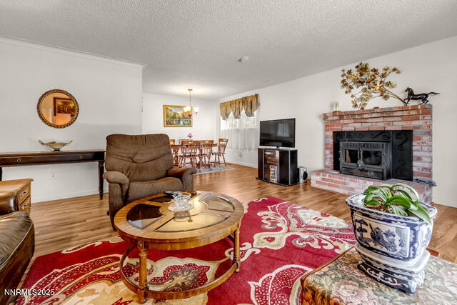 MiraLoma4225_640x480-006