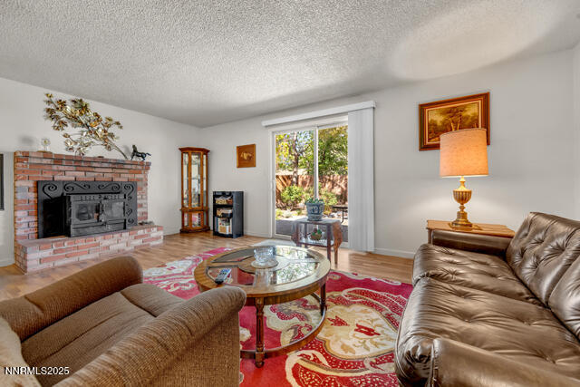 MiraLoma4225_640x480-007