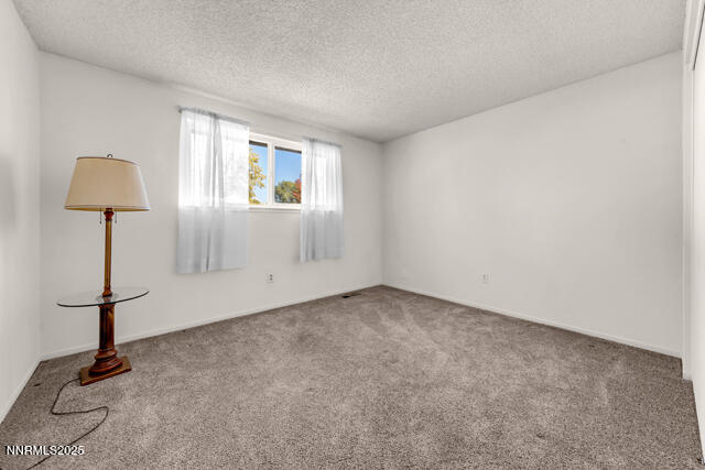 MiraLoma4225_640x480-022