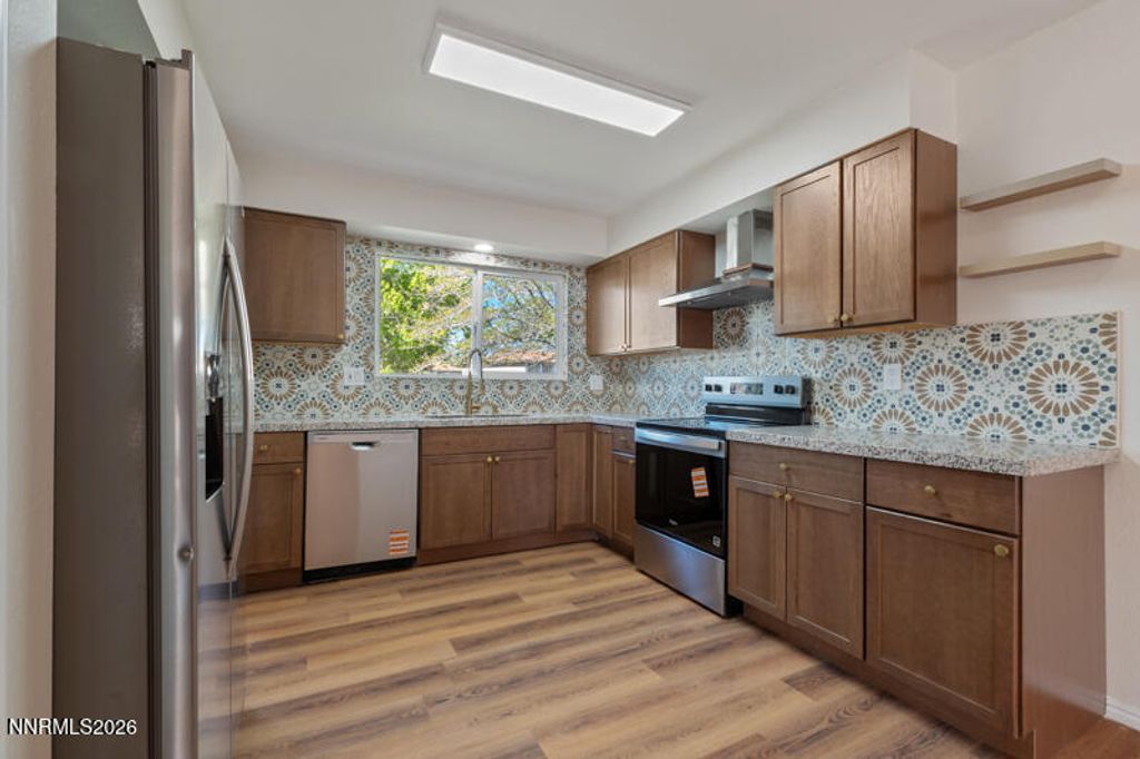 Photo of 542 Smithridge Park, Reno, NV 89502 (MLS # 260005081)