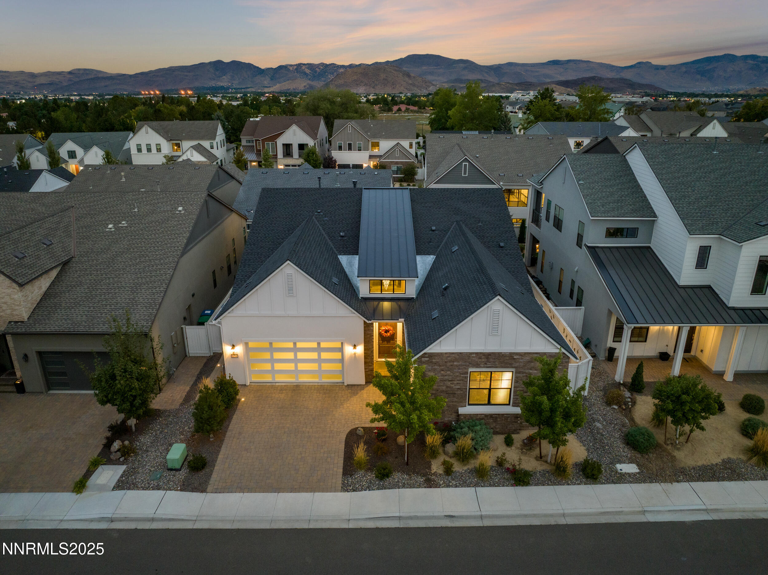 67-print-6114 Triple Crown twilight dron