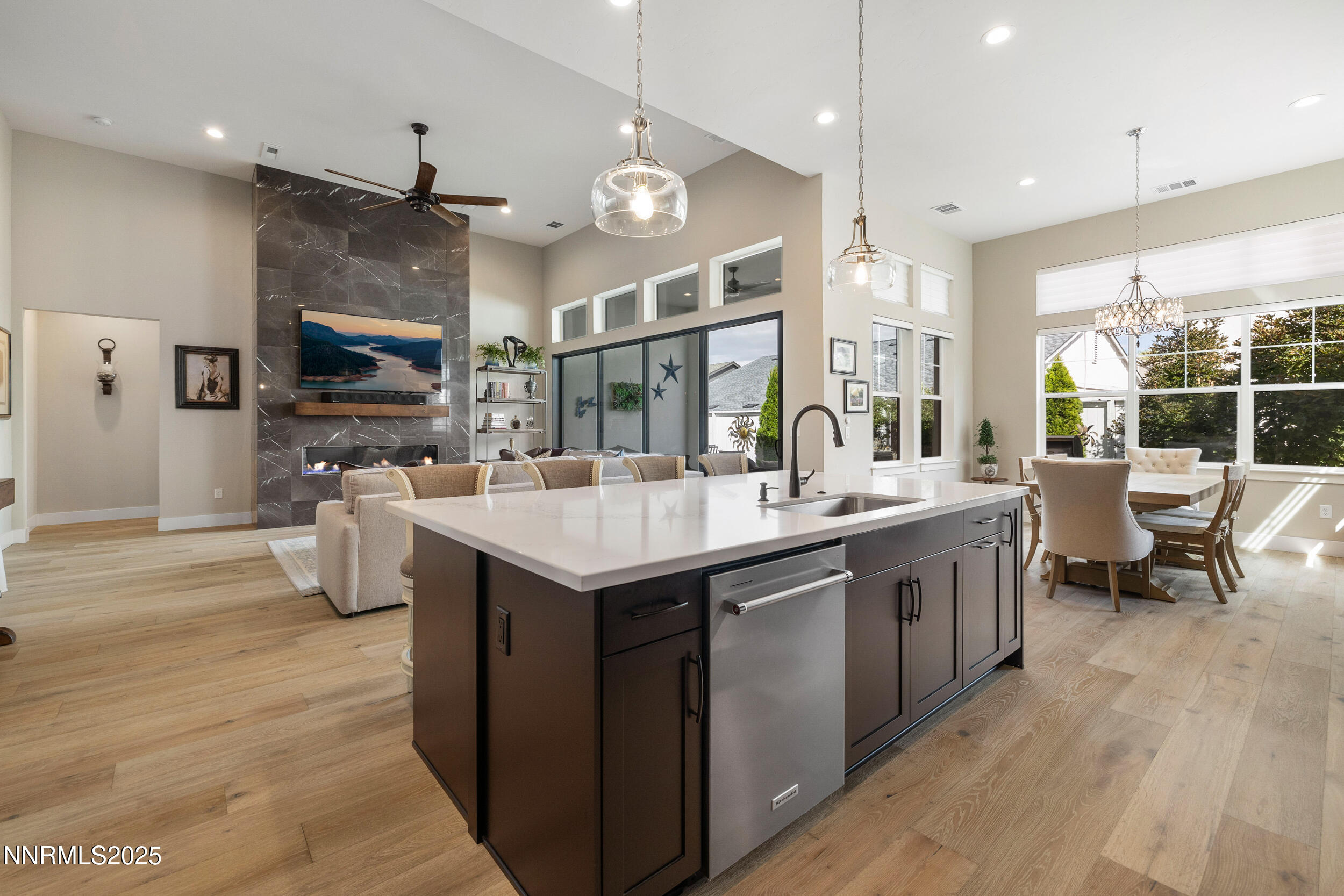 16-print-6114 Triple Crown-16