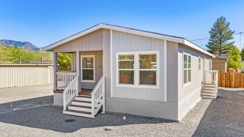 135 Fireman Row Dayton NV 89403