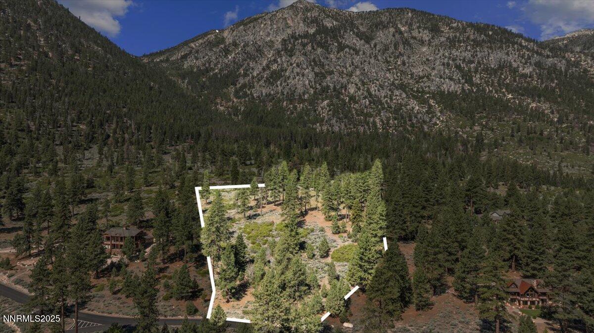 490 Nature'S Edge Road