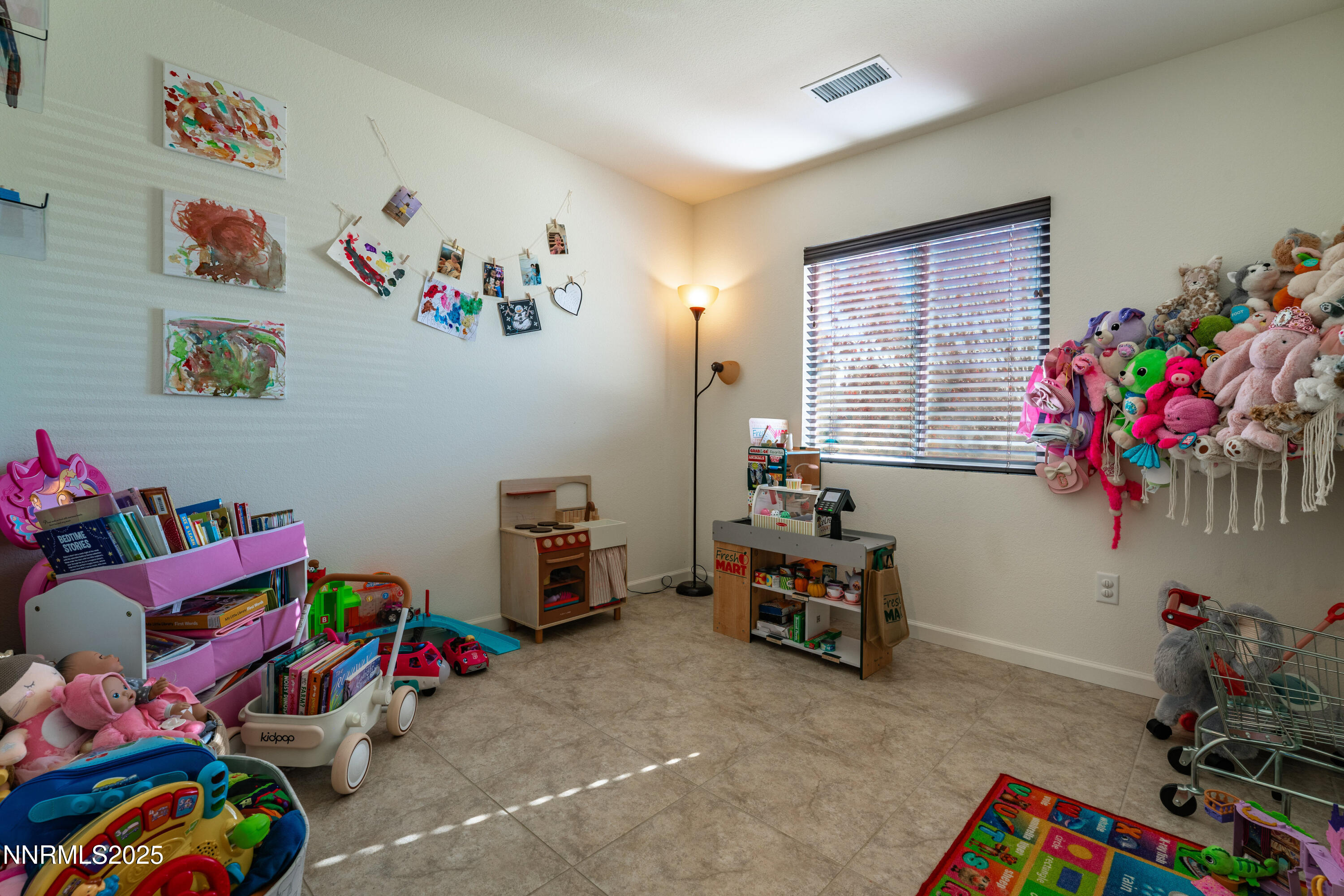 034_018_909_convair-18_89_268