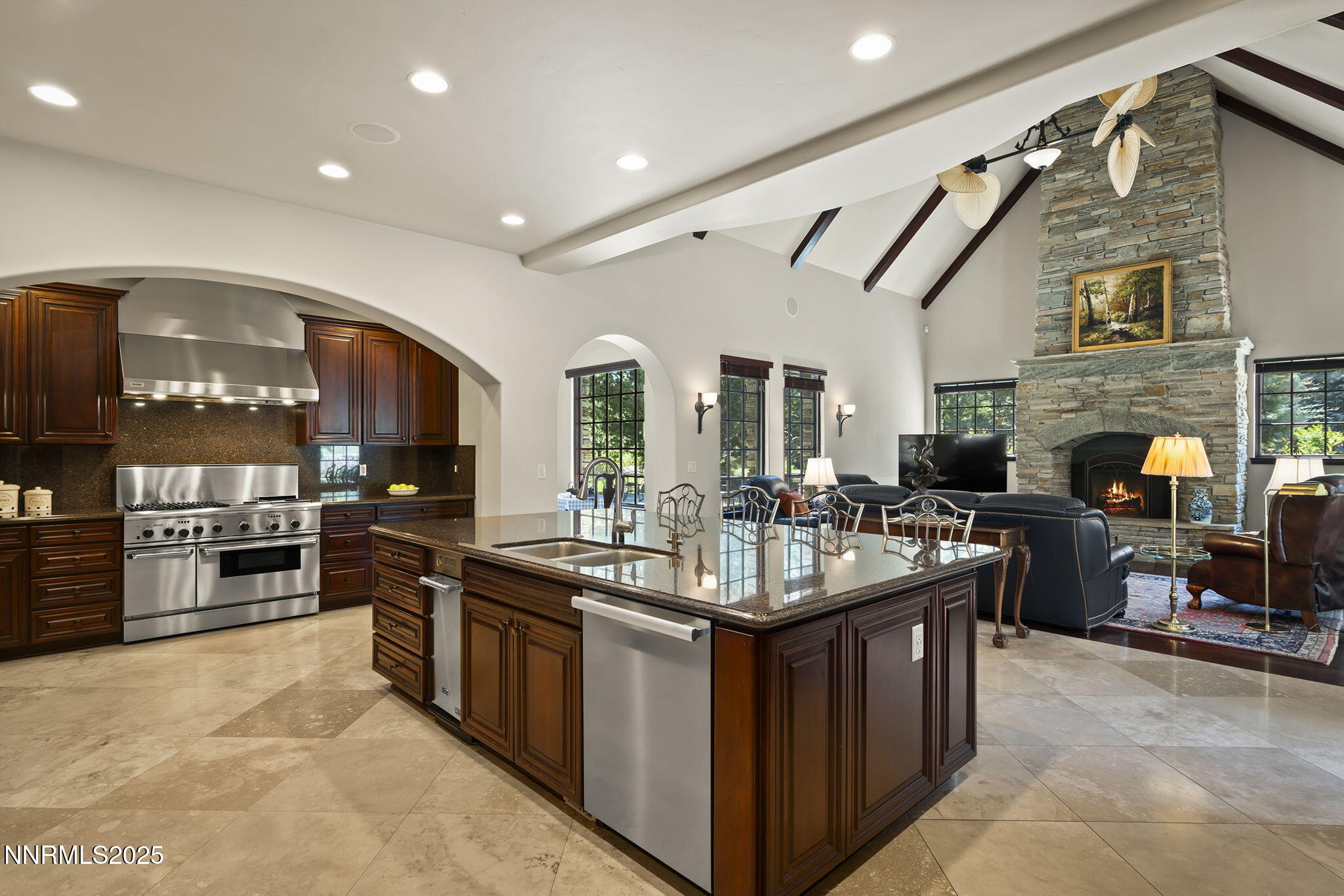 32-web-or-mls-_DSC8897