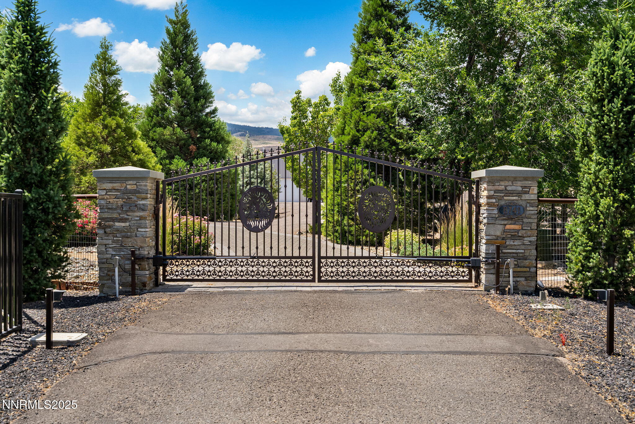 1-web-or-mls-_DSC0208