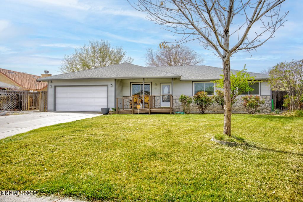 Photo of 521 Meadow Glen Drive, Fallon, NV 89406 (MLS # 260003608)