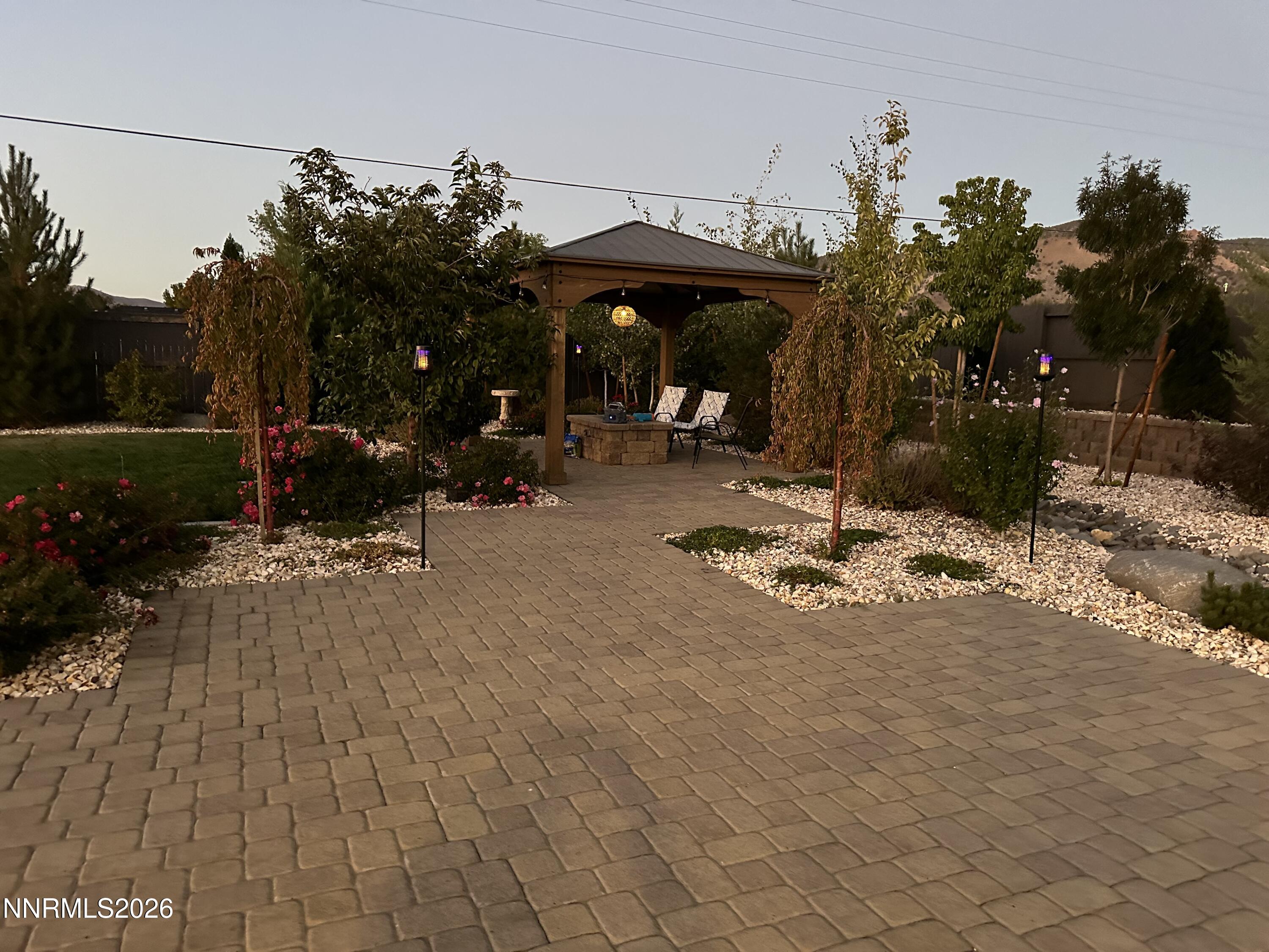 7B15E382-D561-4704-8B1D-29CE4EC309AE