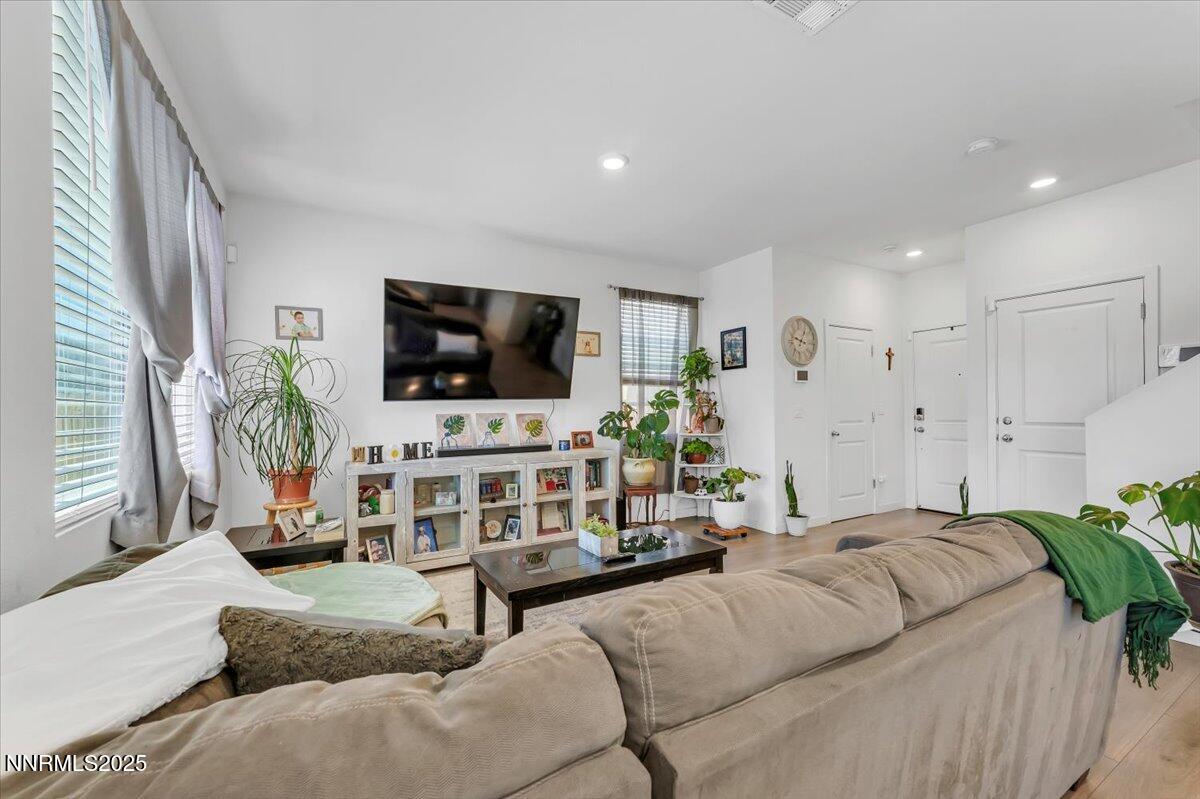 07-8838 Wolf Moon Dr Reno NV 89506 (7 of