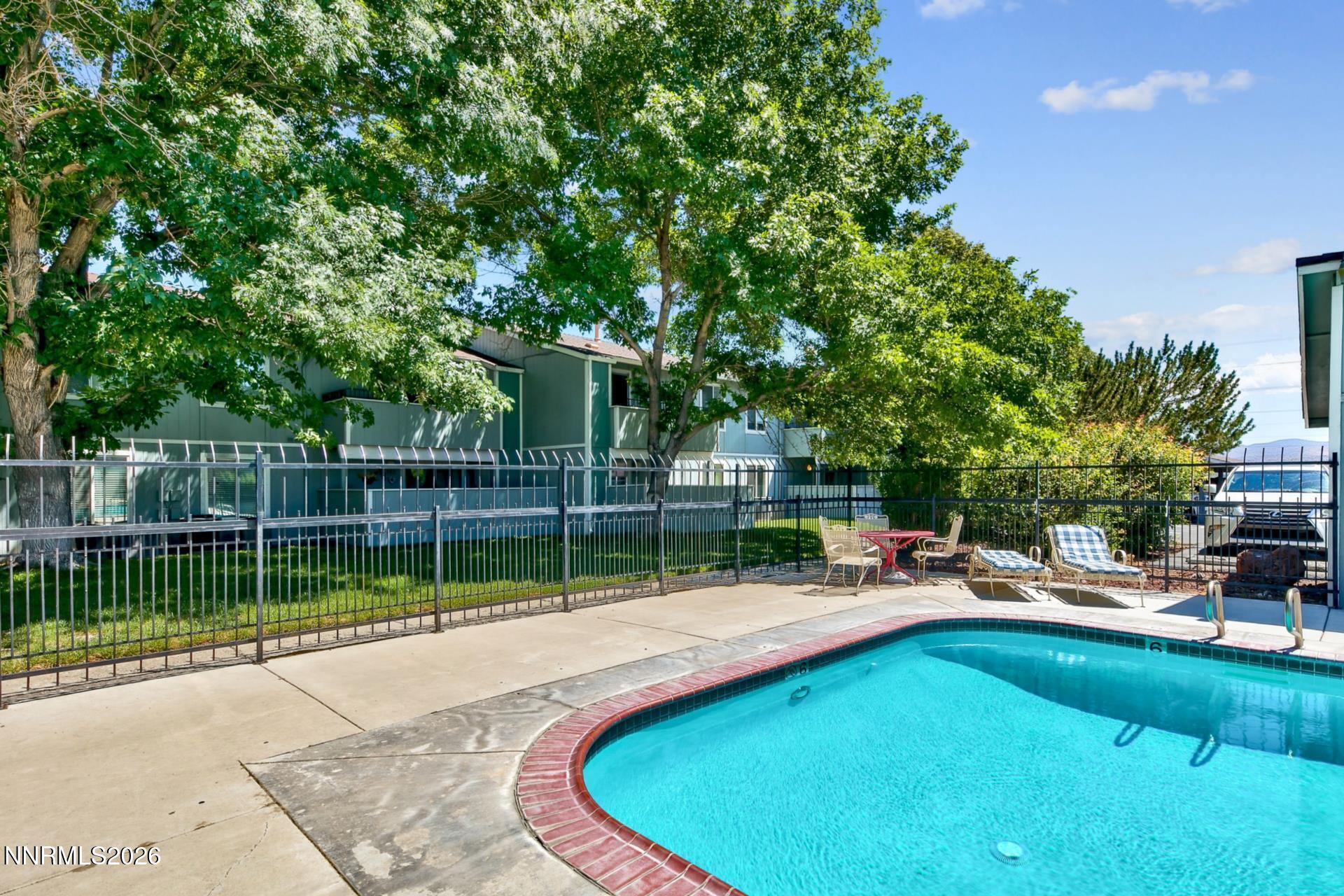 400 S Saliman Road APT 14