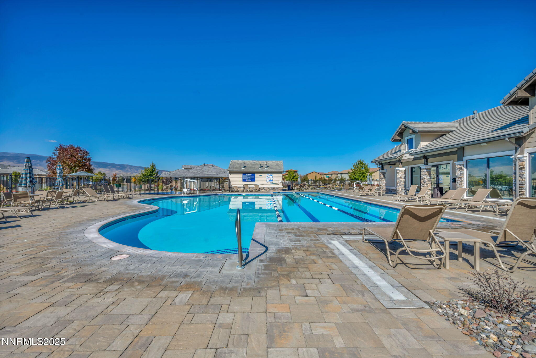 20-web-or-mls-9845-copenhagen-way