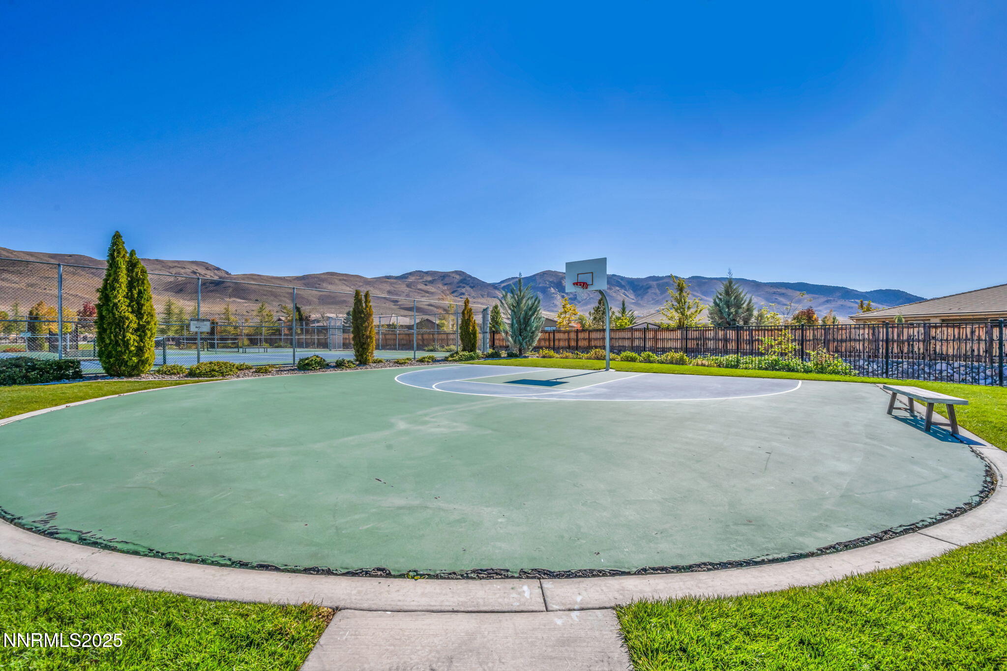 12-web-or-mls-9845-copenhagen-way