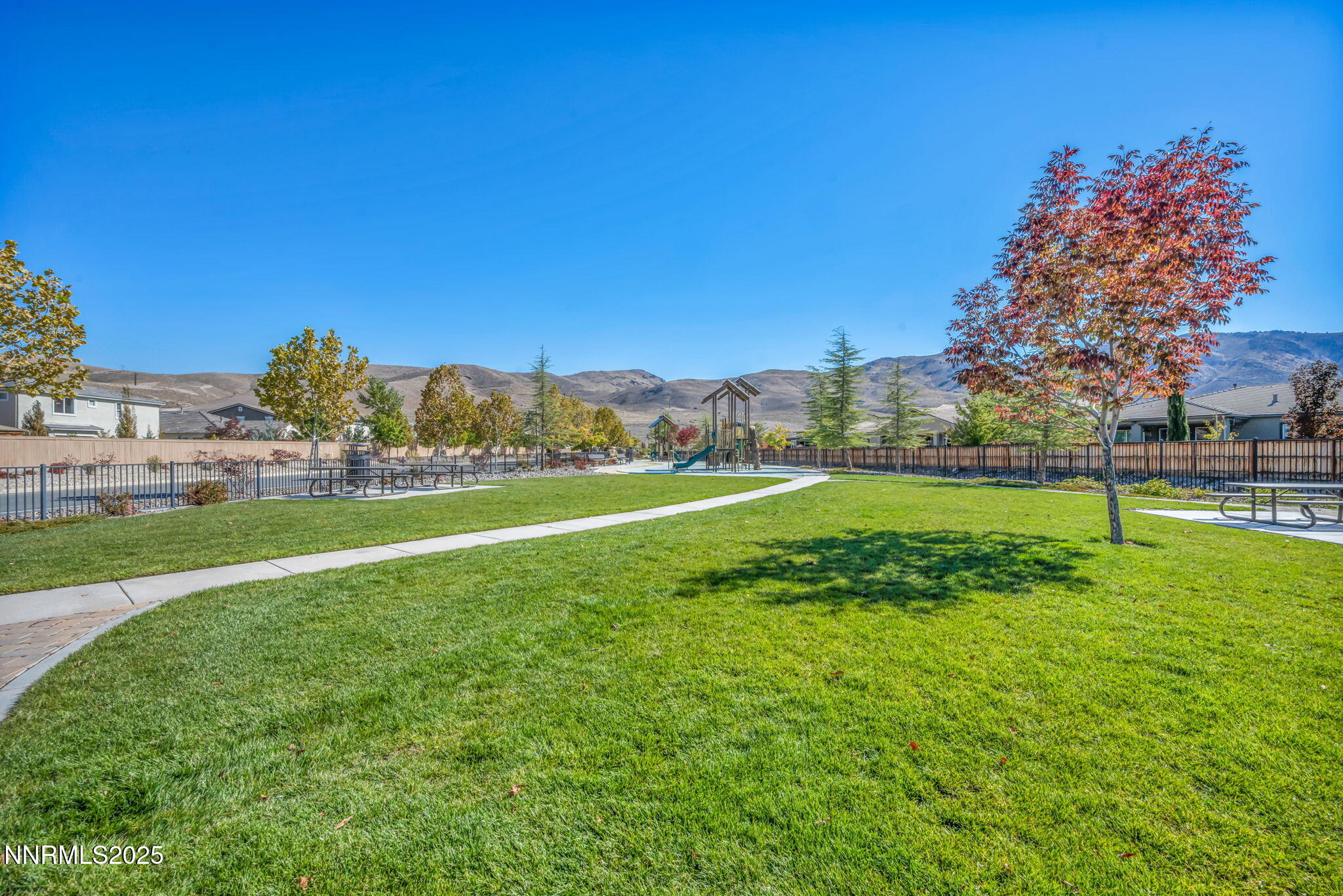 16-web-or-mls-9845-copenhagen-way