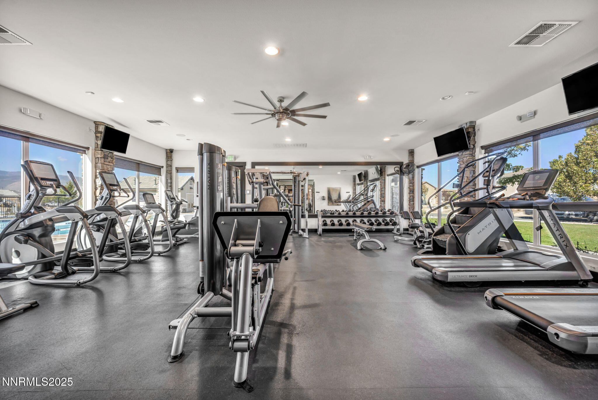 28-web-or-mls-9845-copenhagen-way