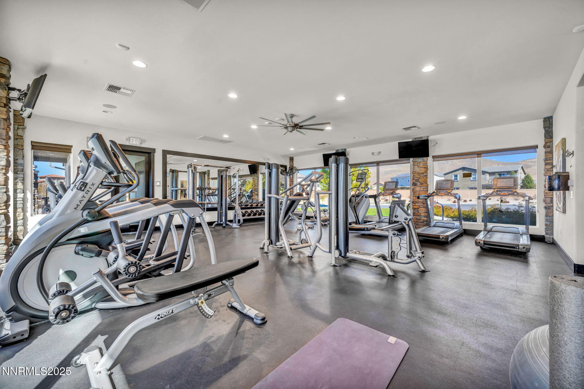 27-web-or-mls-9845-copenhagen-way