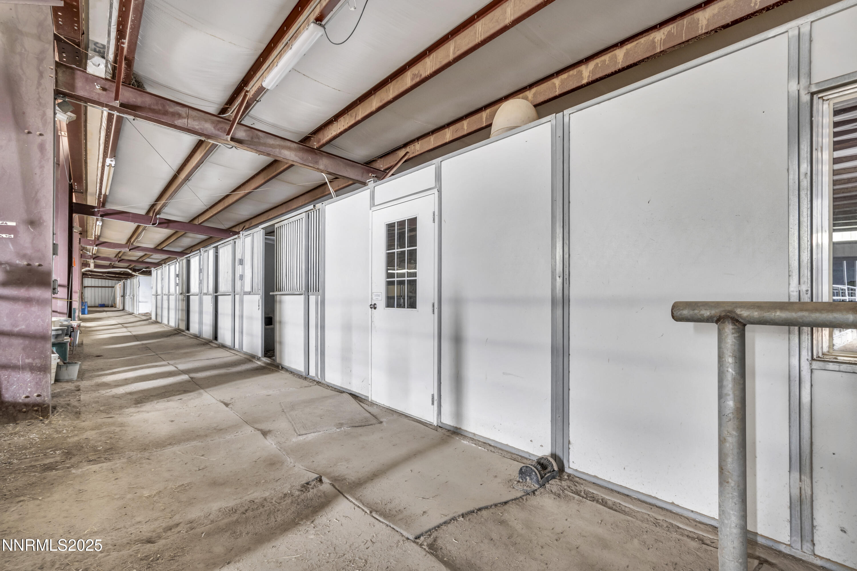 28-print-5100-grey-van-rd