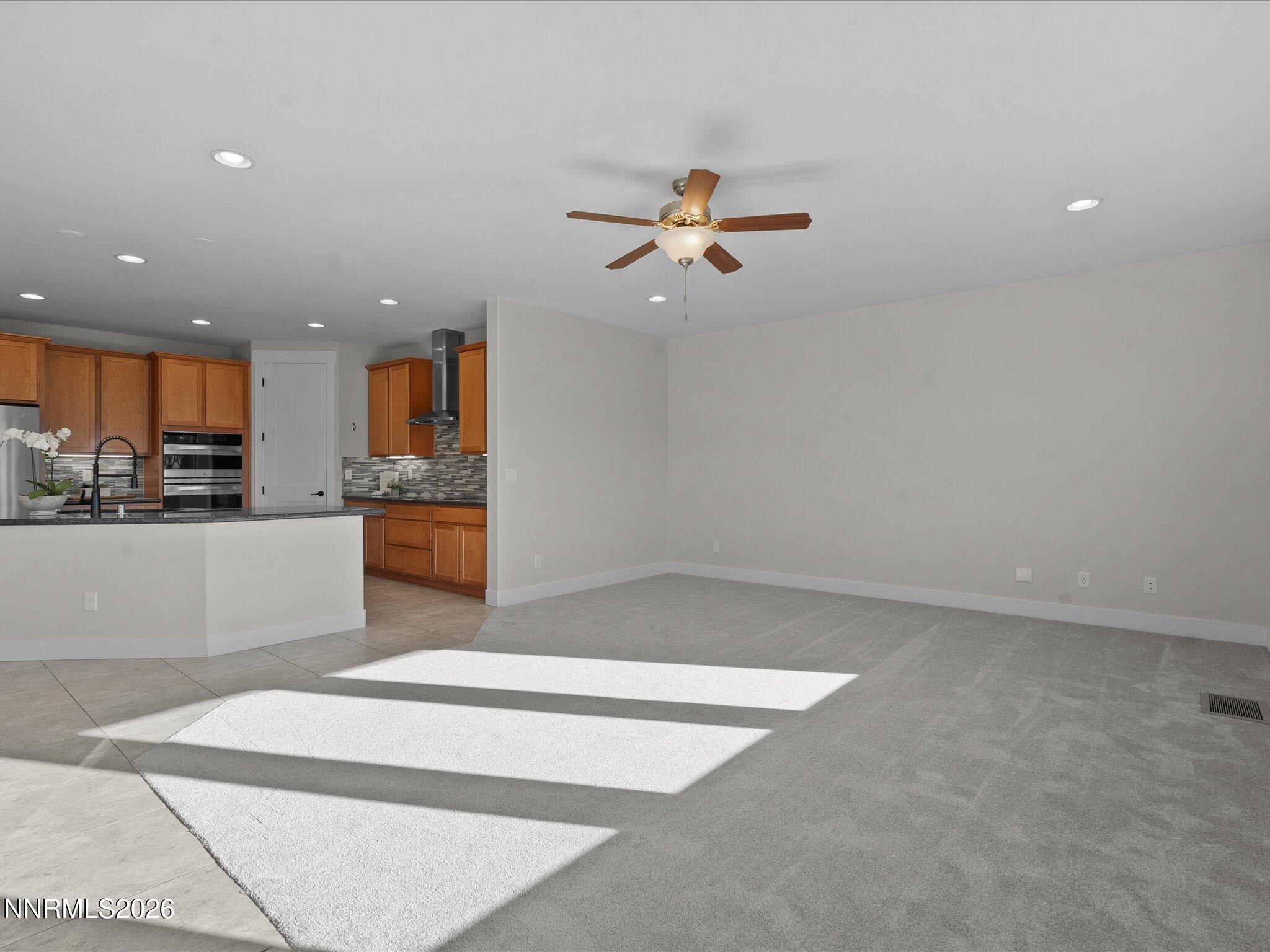 04-5585 E Hidden Valley Dr-141