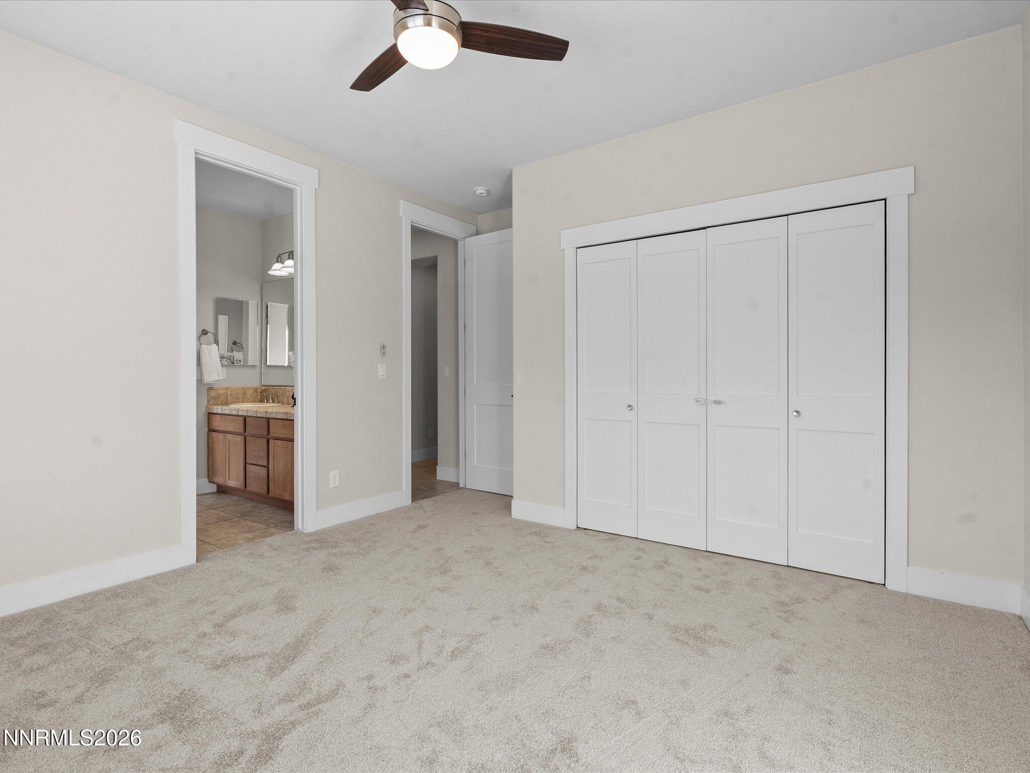 28-5585 E Hidden Valley Dr-163