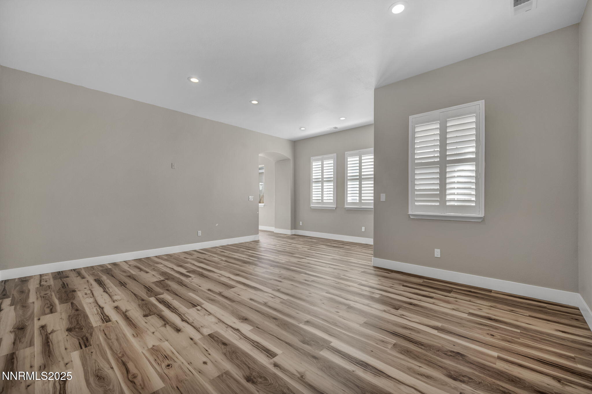 37-web-or-mls-1781-emerald-bay-dr