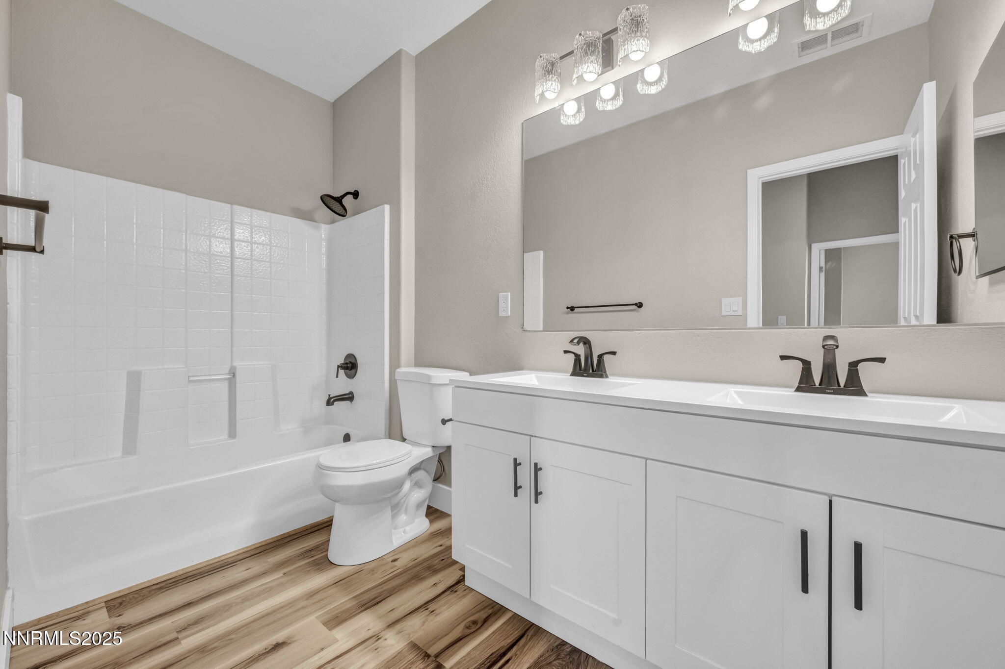 51-web-or-mls-1781-emerald-bay-dr