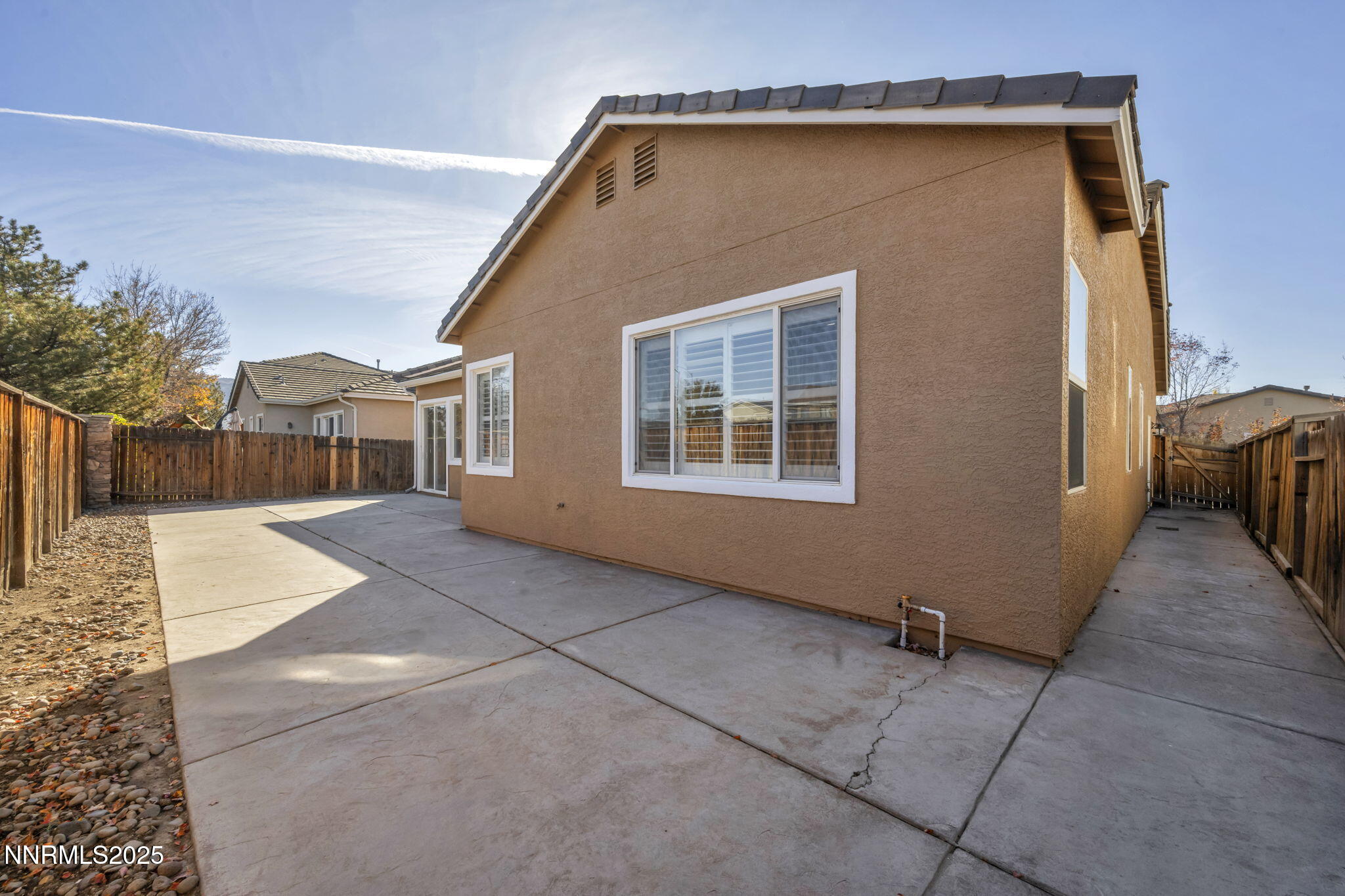 11-web-or-mls-1781-emerald-bay-dr