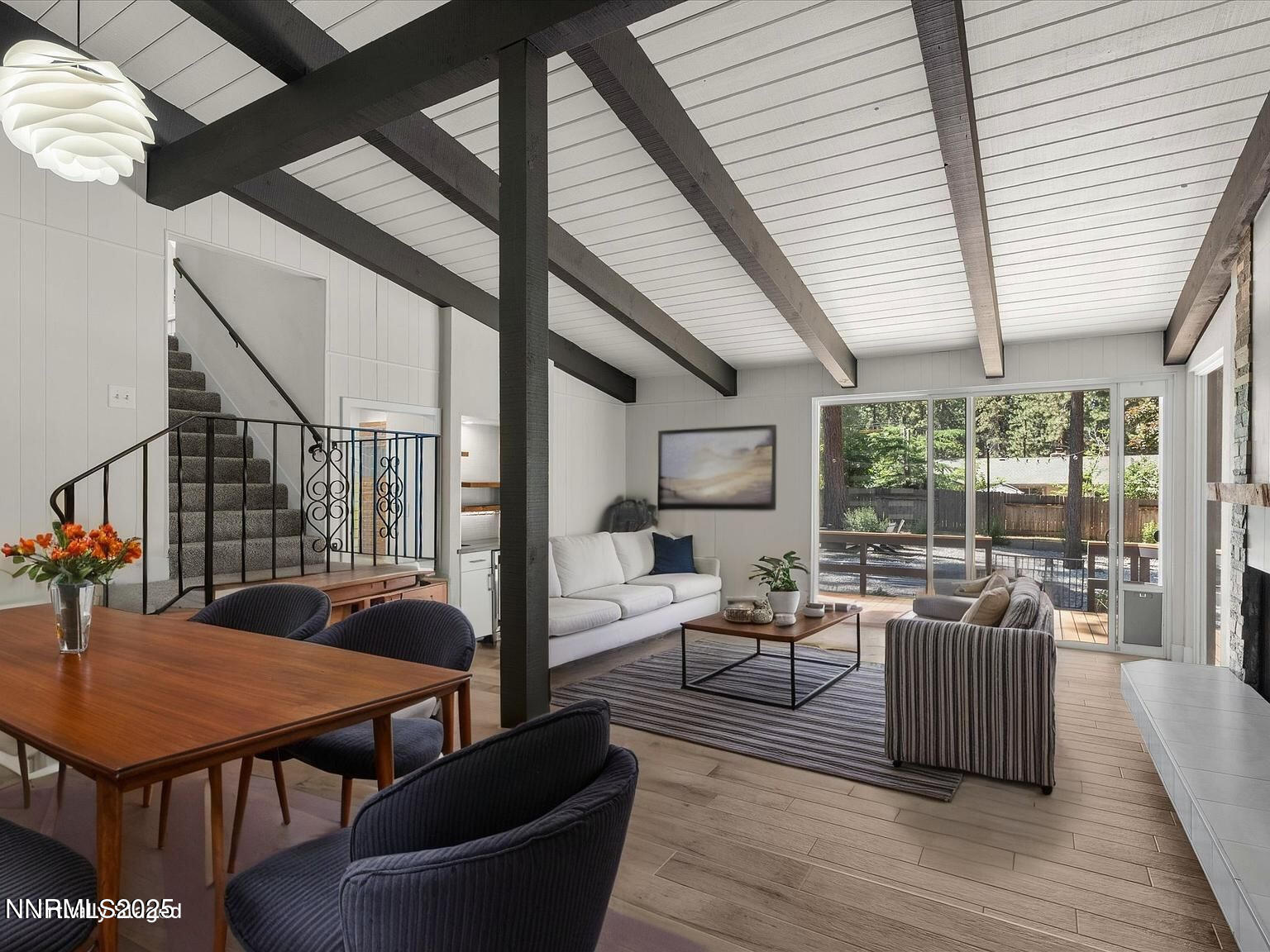 189 Ray Way Staged Living Room