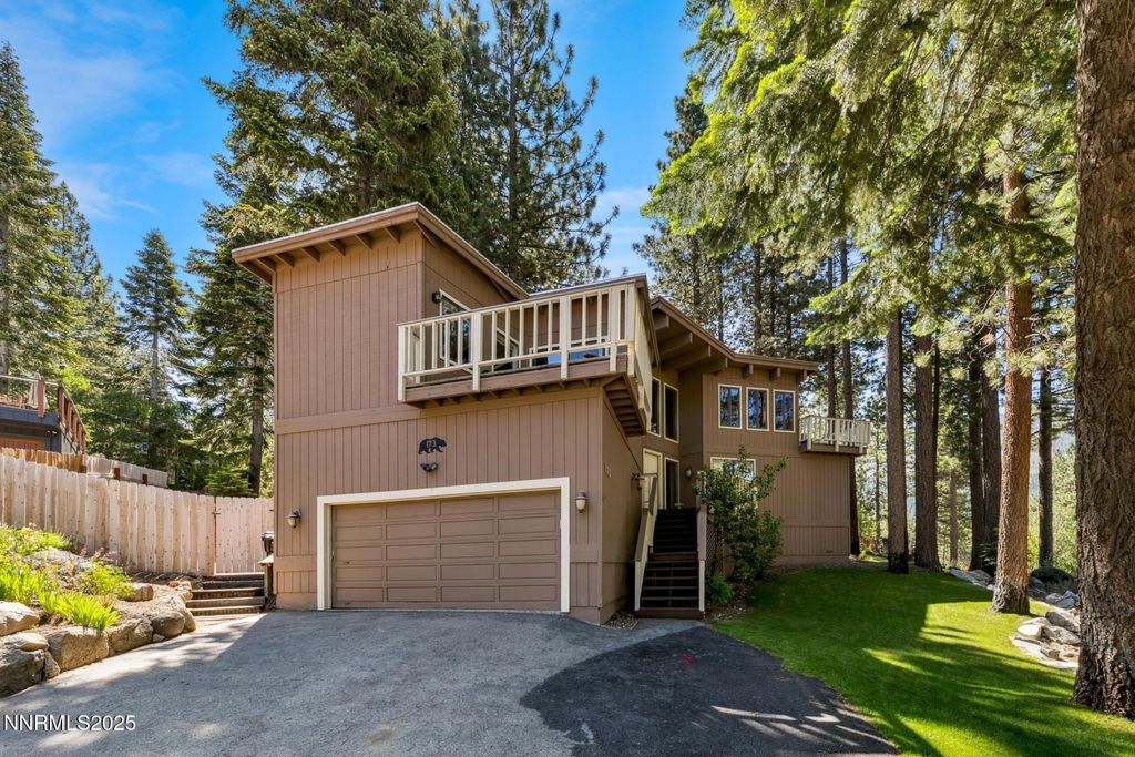 Photo of 173 Hall Court, Stateline, NV 89449 (MLS # 250052402)