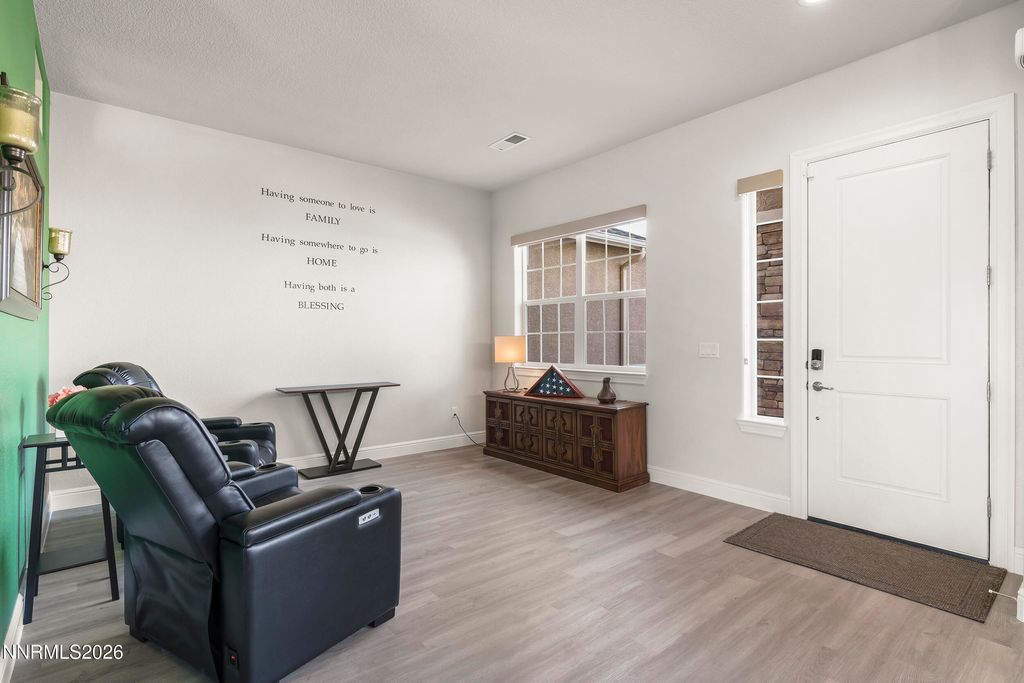 Photo of 900 Cranfield Court, Reno, NV 89506 (MLS # 260001648)