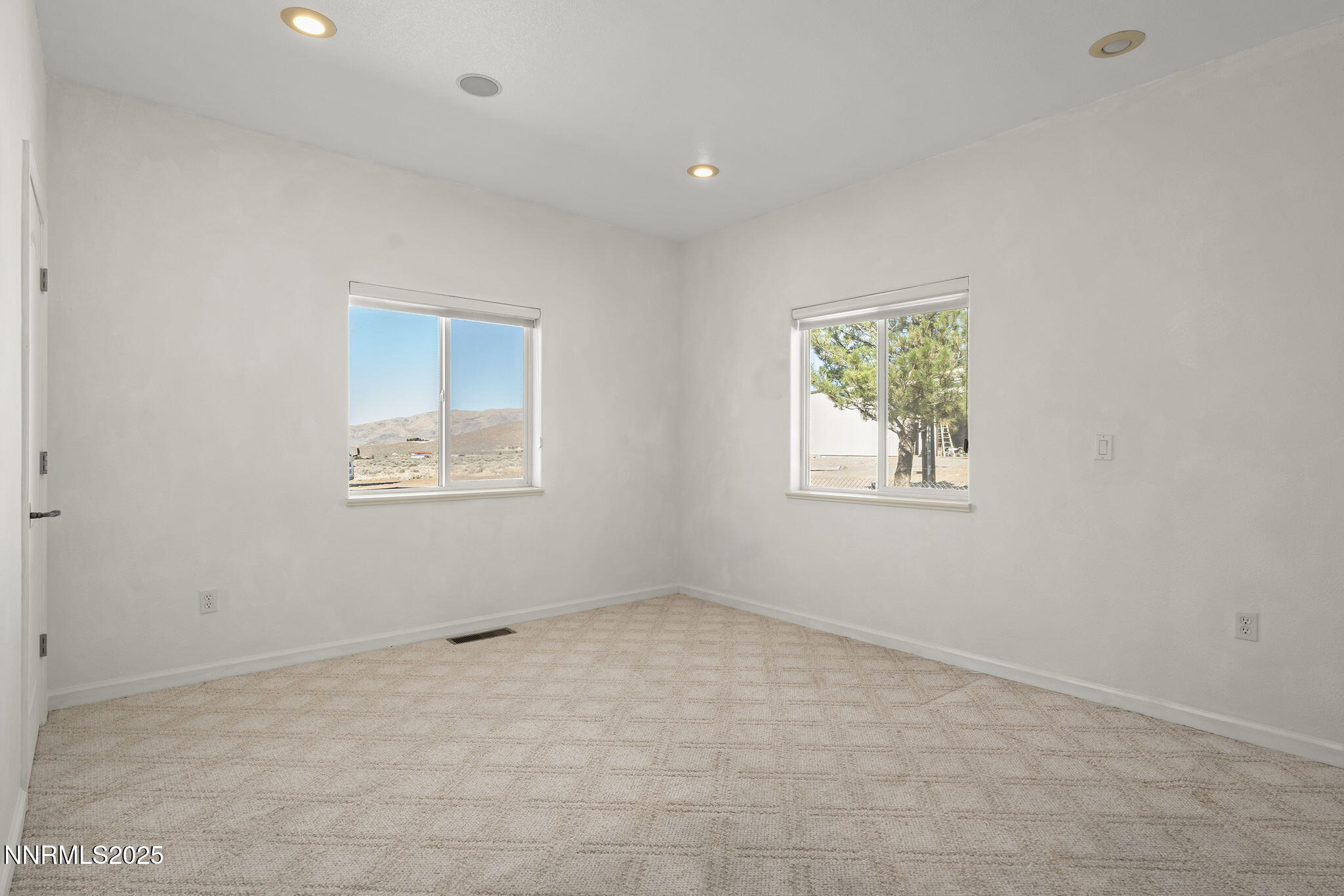 21-web-or-mls-_DSC1642