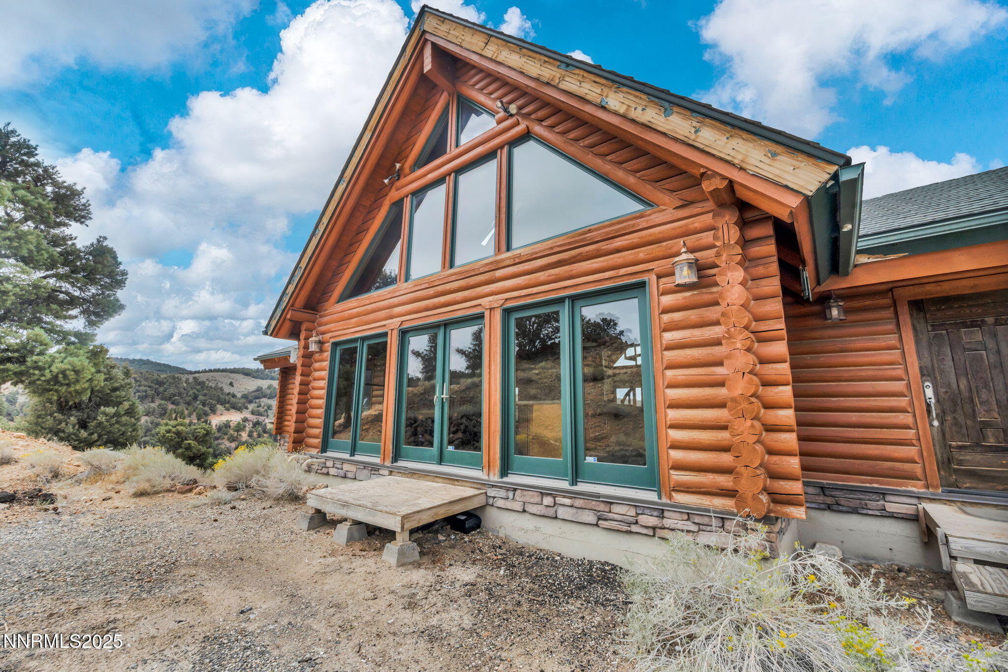 2-web-or-mls-1300-yellow-jacket-rd