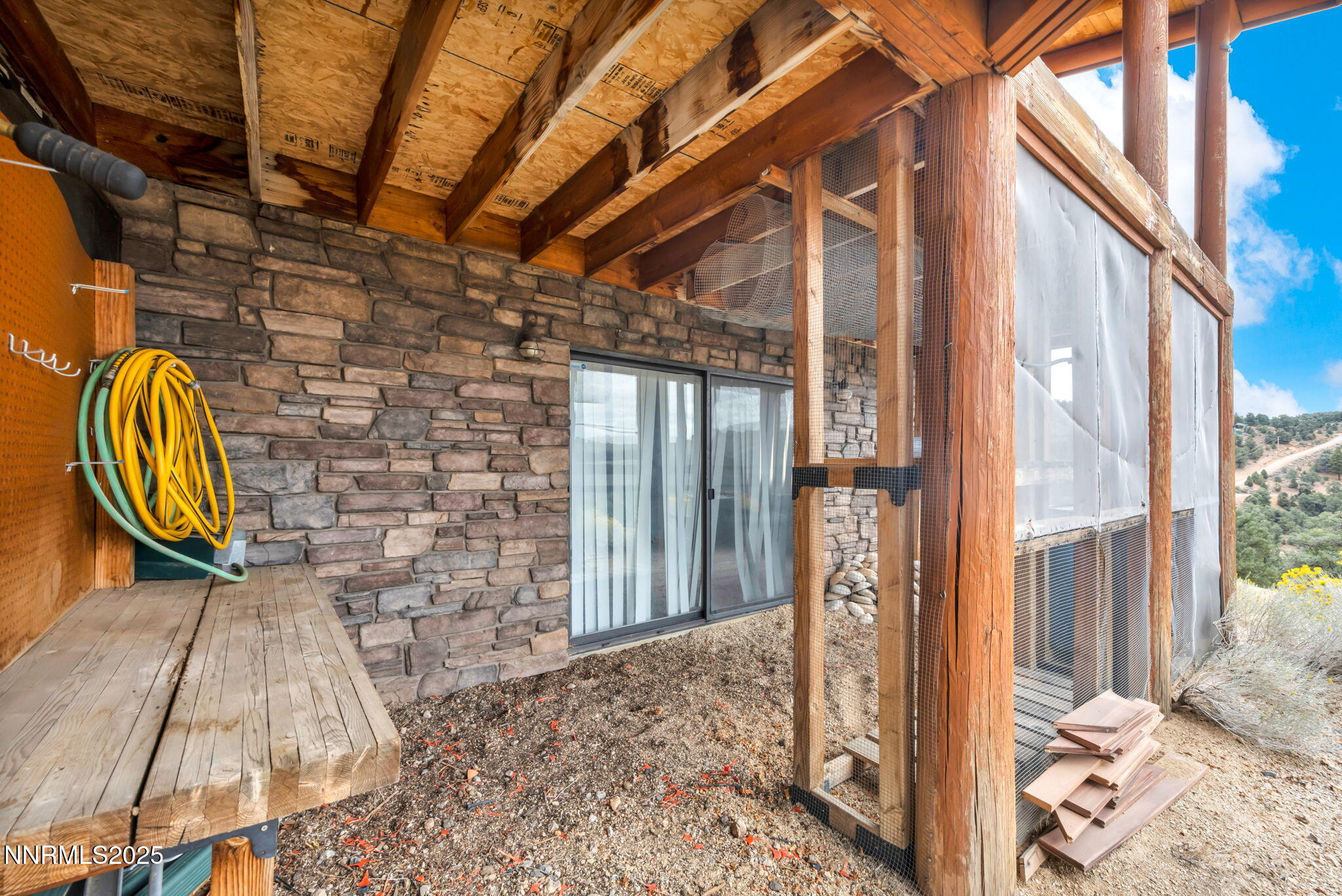 10-web-or-mls-1300-yellow-jacket-rd