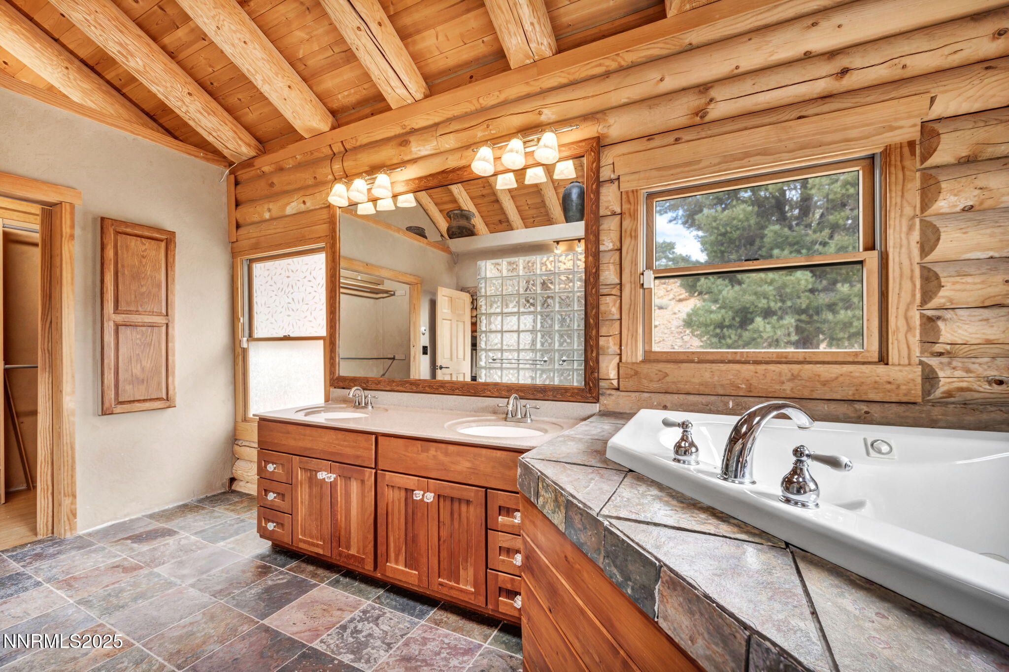 69-web-or-mls-1300-yellow-jacket-rd