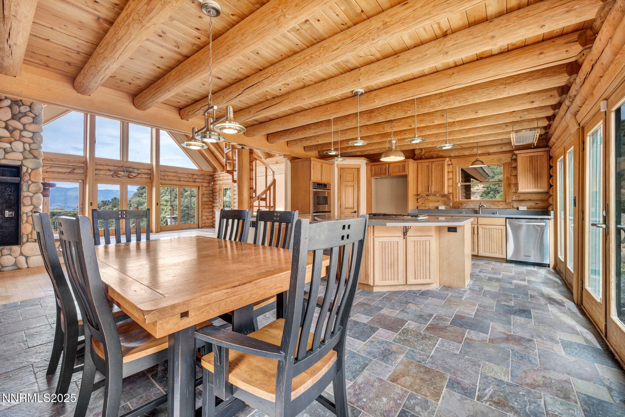 102-web-or-mls-1300-yellow-jacket-rd