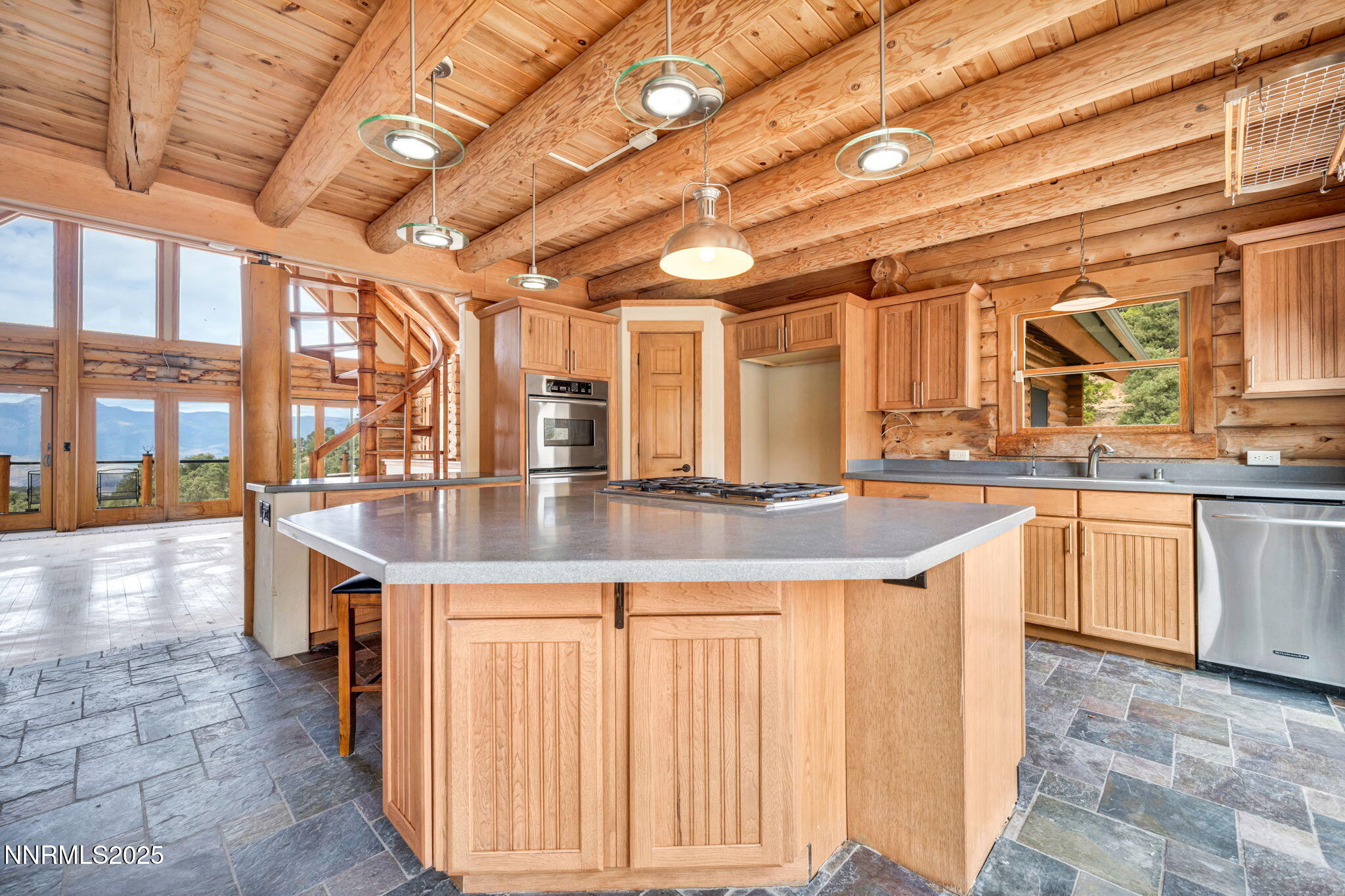 103-web-or-mls-1300-yellow-jacket-rd