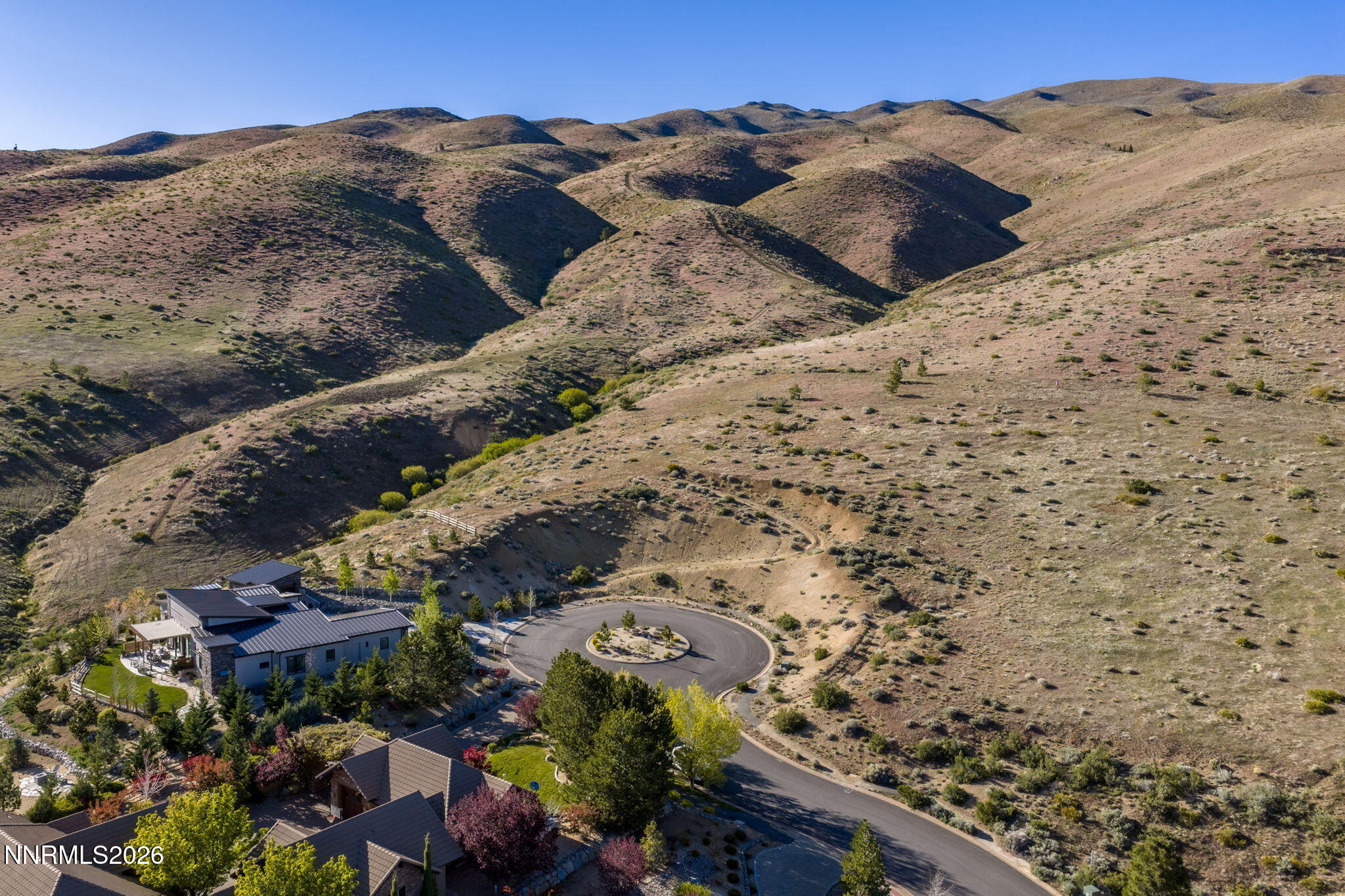 8195 Fox Meadows Court