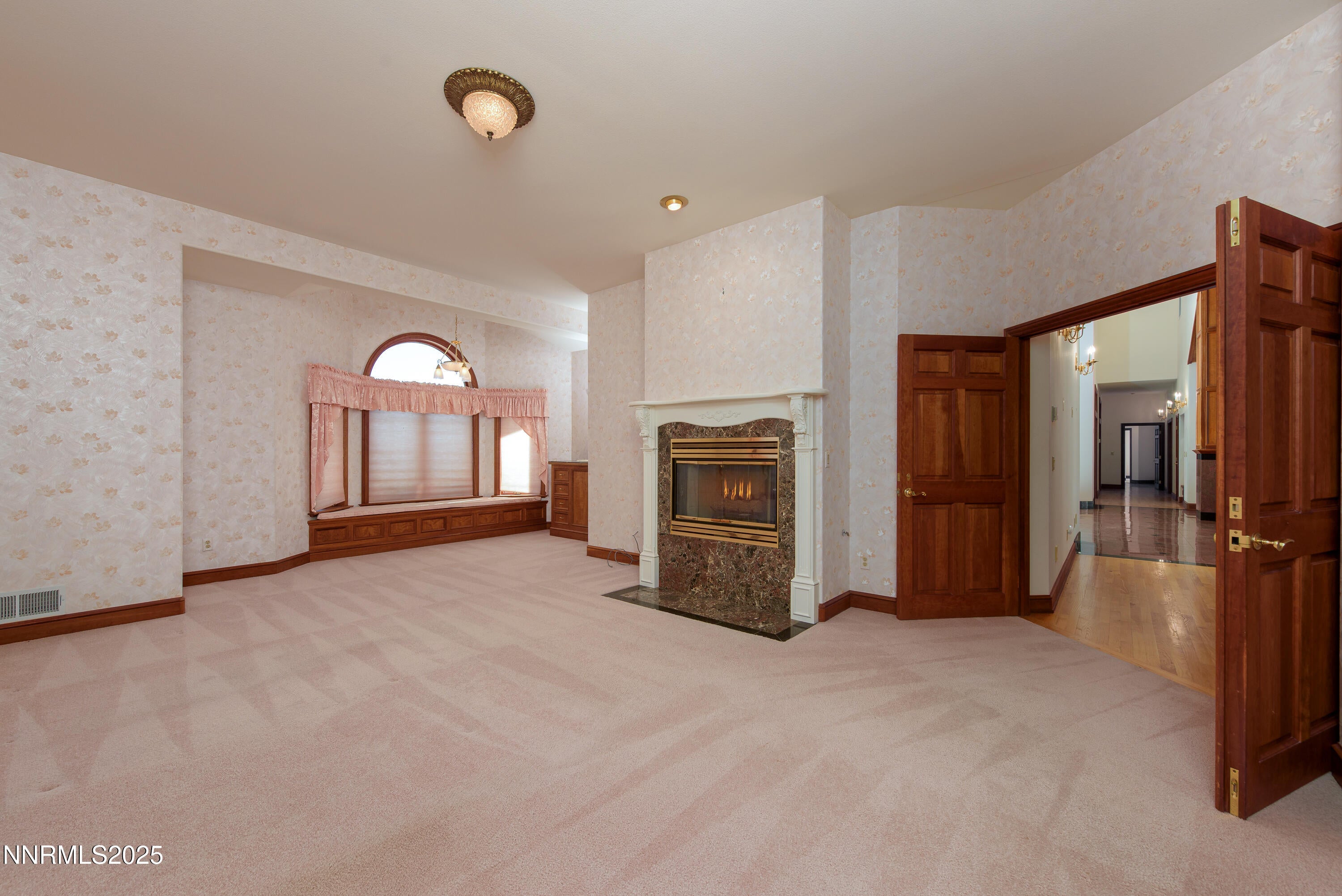 Genoa, Nevada, 89411, United States, 3 Bedrooms Bedrooms, ,4 BathroomsBathrooms,Residential,Active,2023370