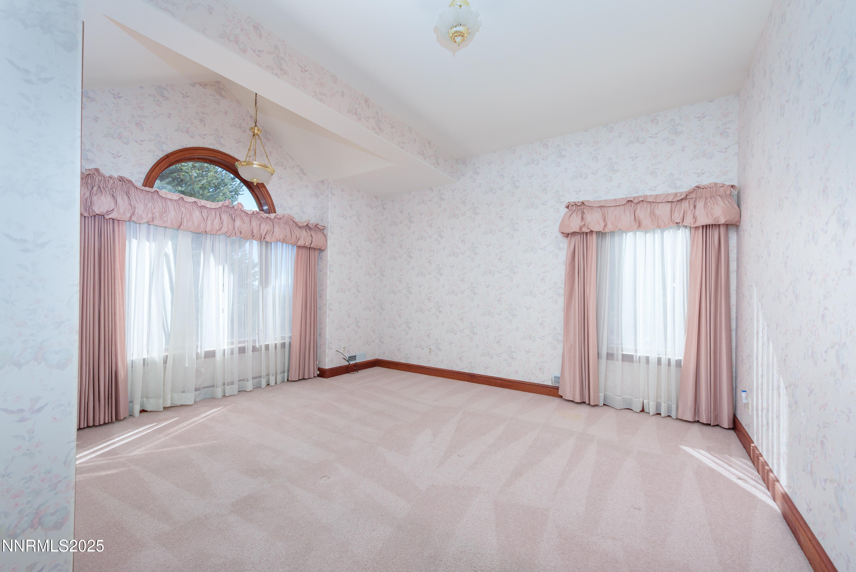 Genoa, Nevada, 89411, United States, 3 Bedrooms Bedrooms, ,4 BathroomsBathrooms,Residential,Active,2023370