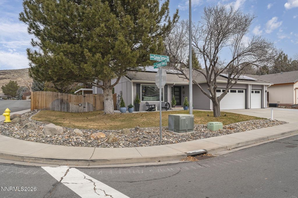 Photo of 1602 Canyon Terrace Drive, Sparks, NV 89436 (MLS # 260000778)