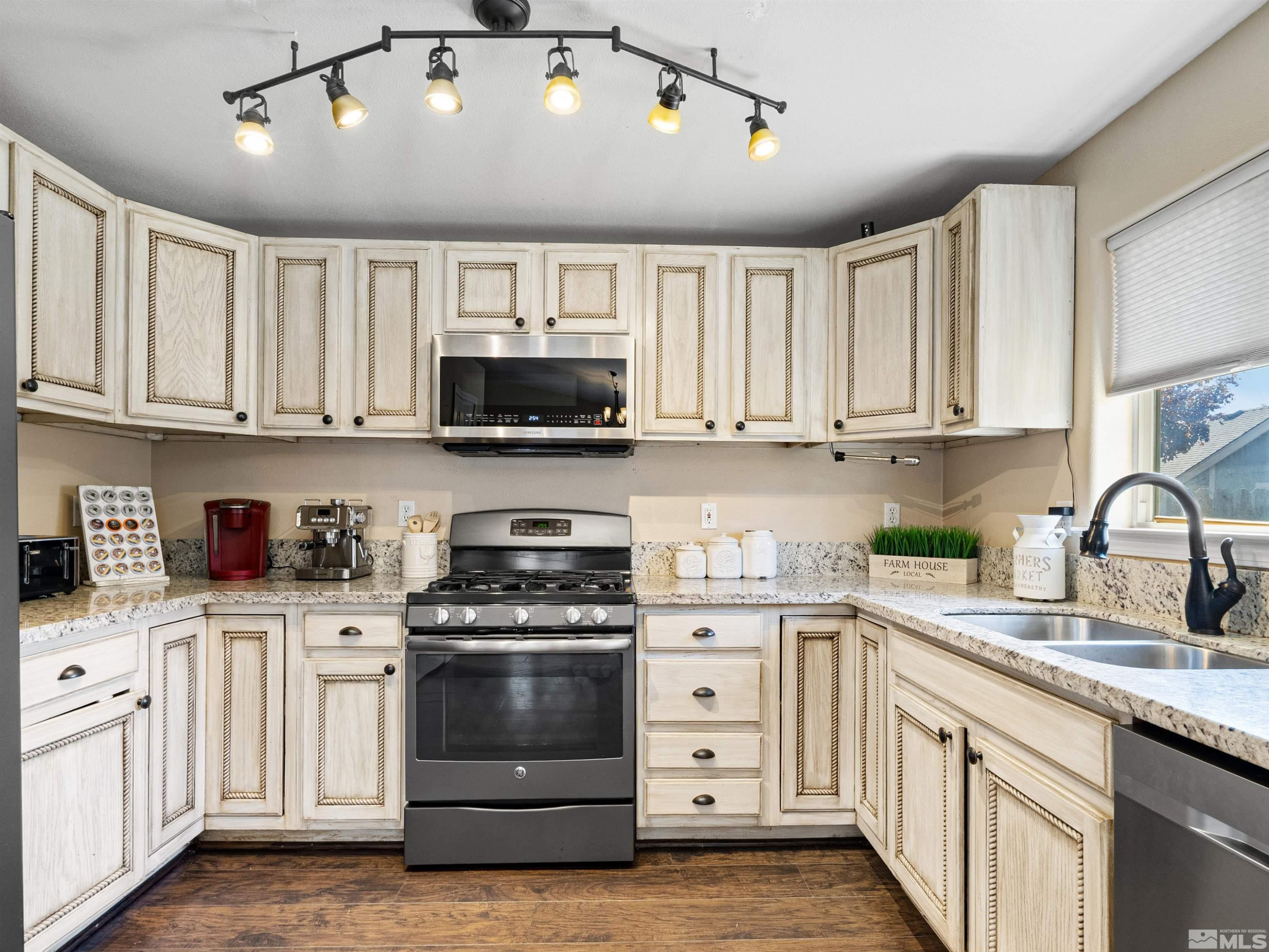 1466 Edlesborough Circle