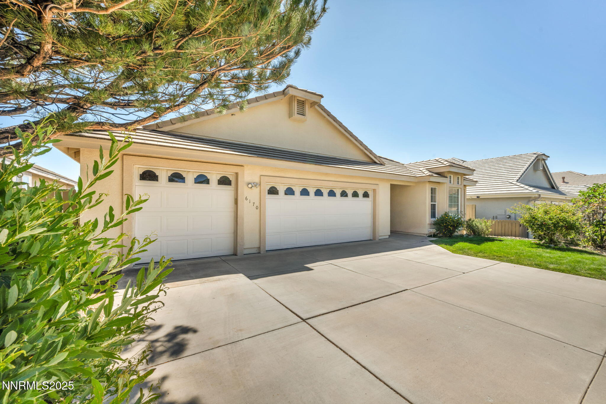 5-web-or-mls-6170-n-deer-meadows-ct