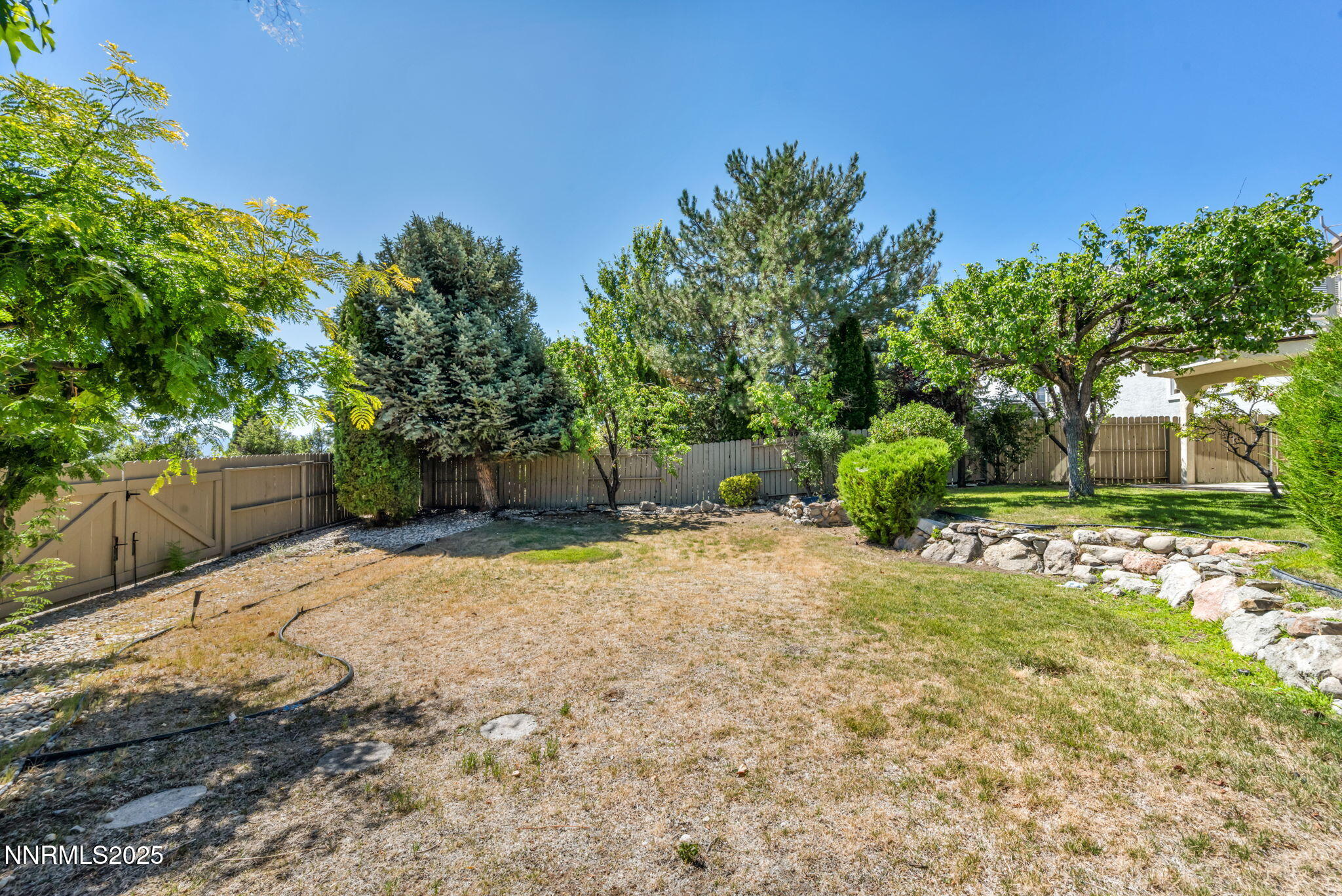 9-web-or-mls-6170-n-deer-meadows-ct